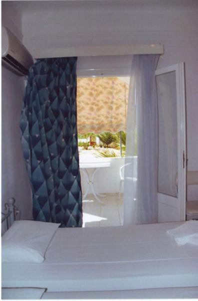 Aparthotel Angela'S Galissas Esterno foto